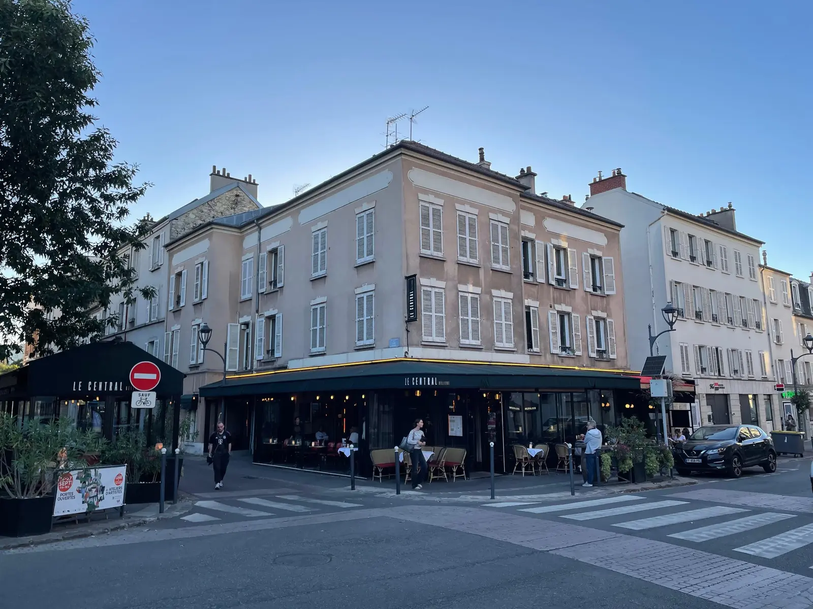 Le Central